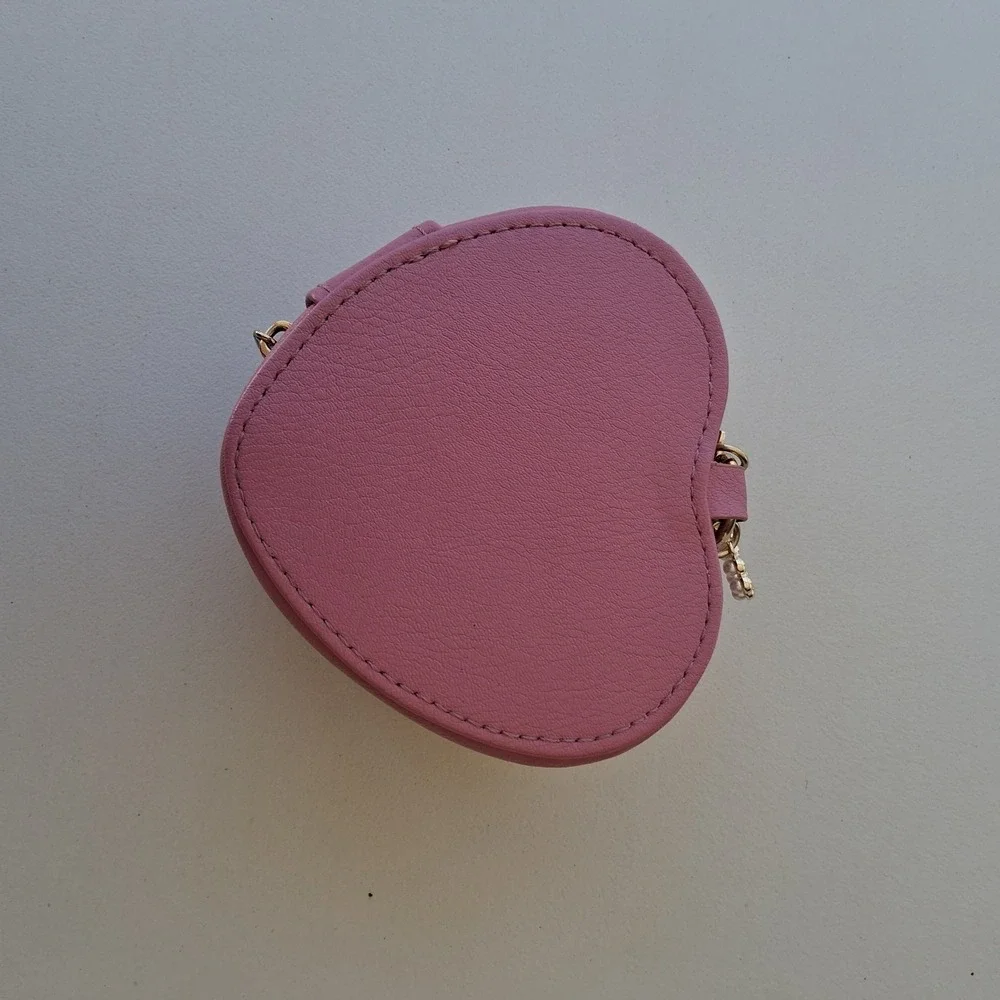 Compact Pink Heart Shaped Leatherette Jewelry Case Zipper Pocket Travel Storage